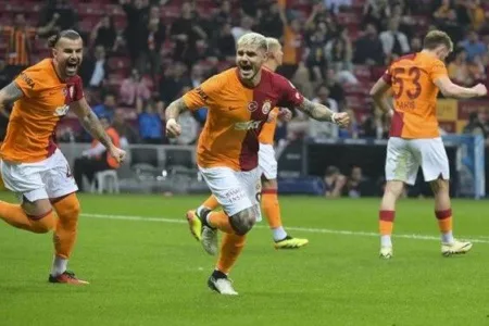 Galatasaray besiegte Icardi;  Okan Buruk brach den Rekord von Lucescu