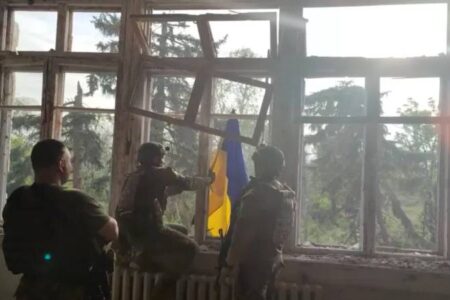 Nach monatelangen Debatten genehmigte das US-Repräsentantenhaus eine Militärhilfe in Höhe von 61 Milliarden US-Dollar für die Ukraine.